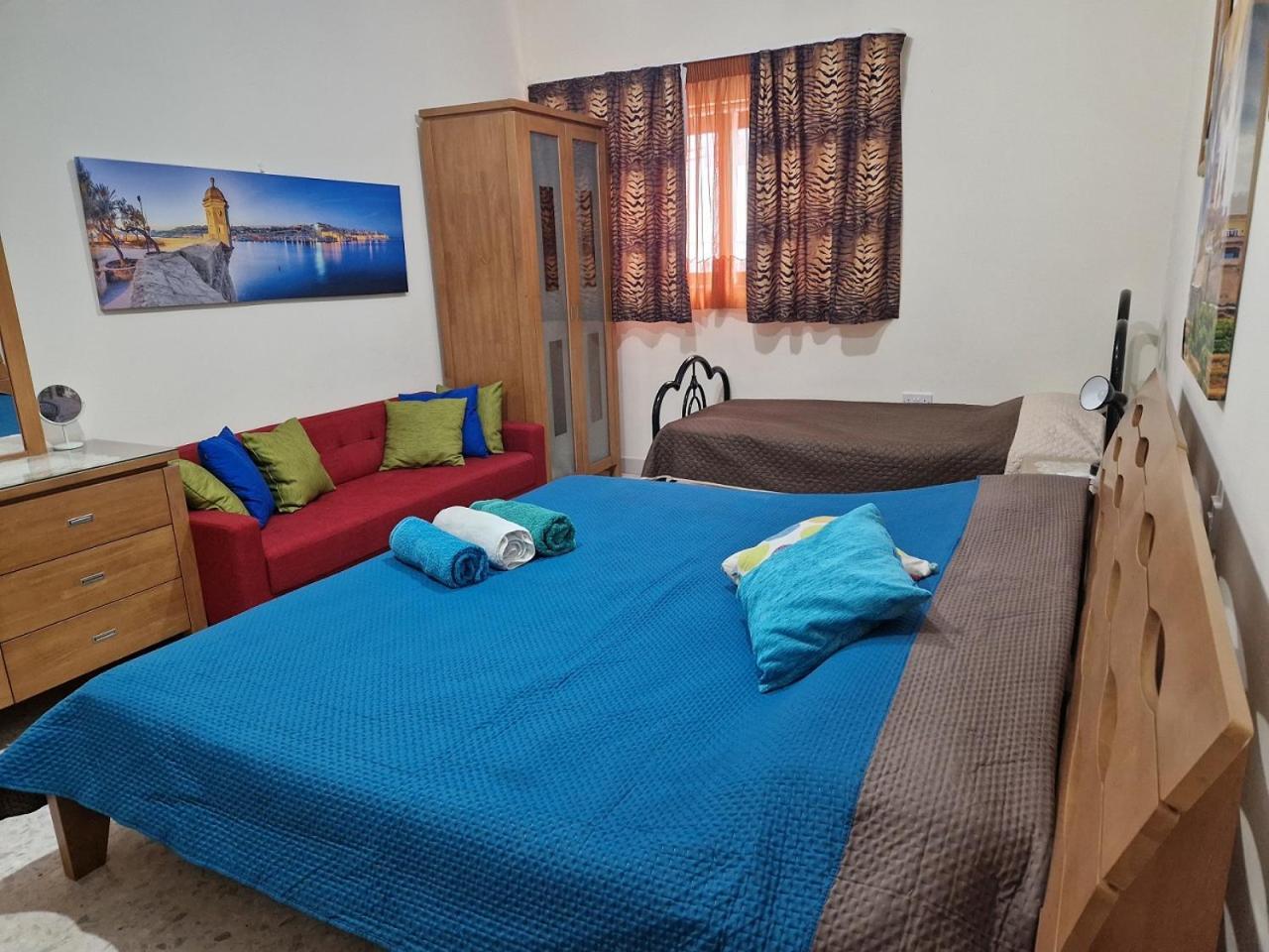 Saracini'S Homestay แอตตาร์ด ภายนอก รูปภาพ